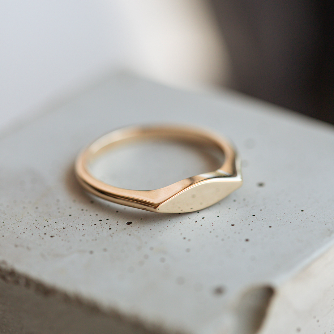 Interleaf Signet Ring - Consider the Wldflwrs