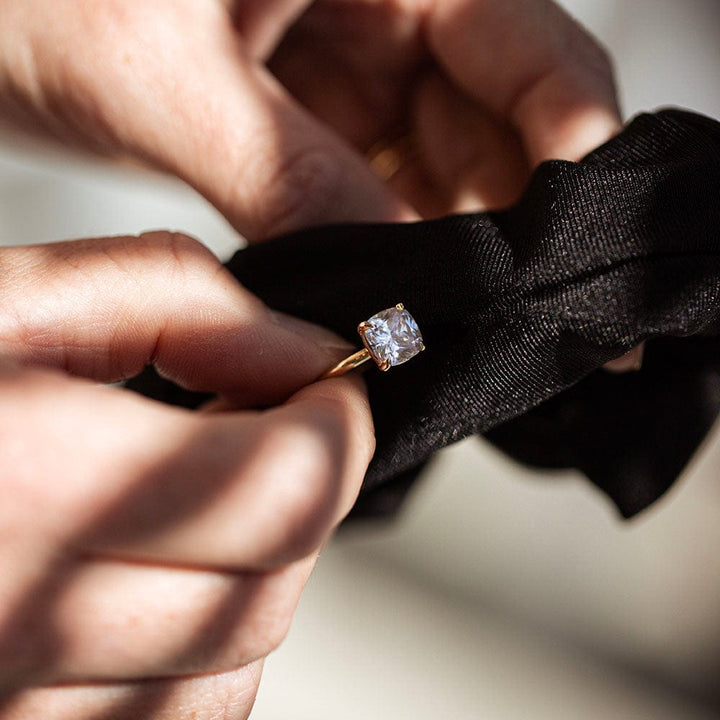 Jewelry Pocket Scrunchie - Consider the Wldflwrs