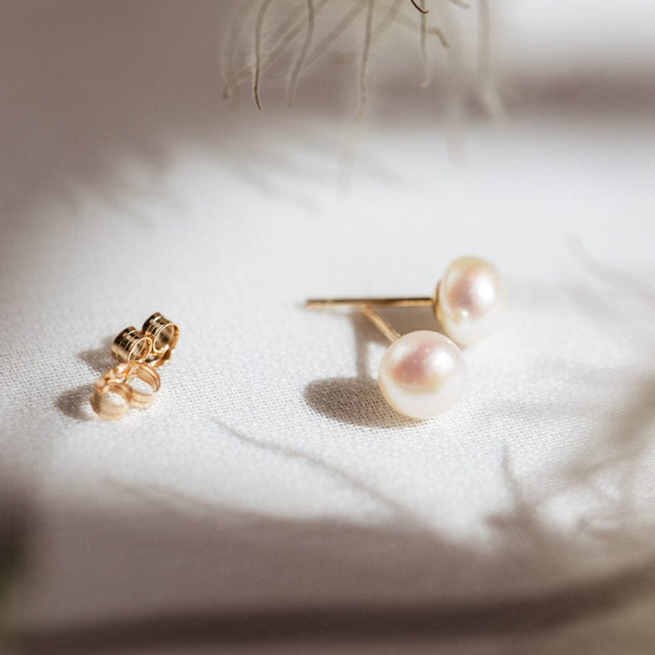Freshwater Pearl Earrings - Consider the Wldflwrs