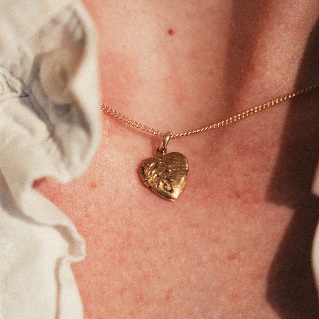 Vintage Leaf Engraved Heart Locket