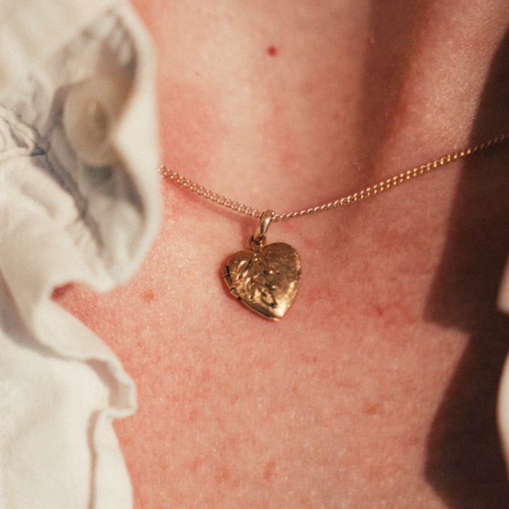 Vintage Leaf Engraved Heart Locket