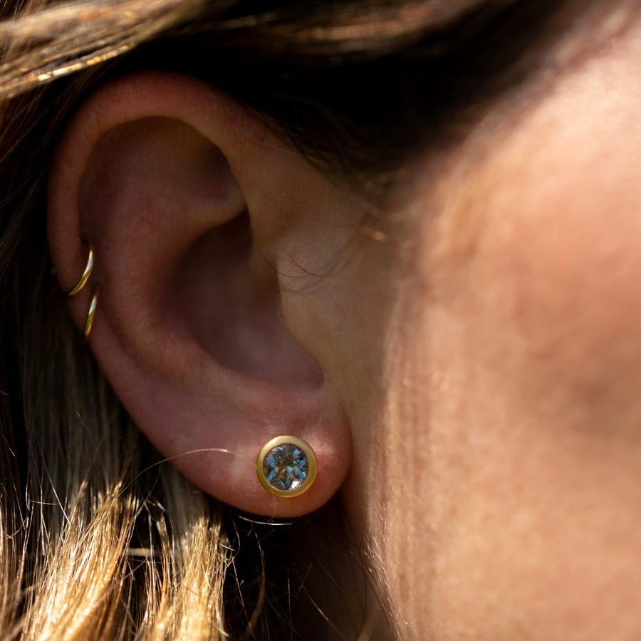 Gray Spinel Round Bezel Matte Stud Earrings - Consider the Wldflwrs