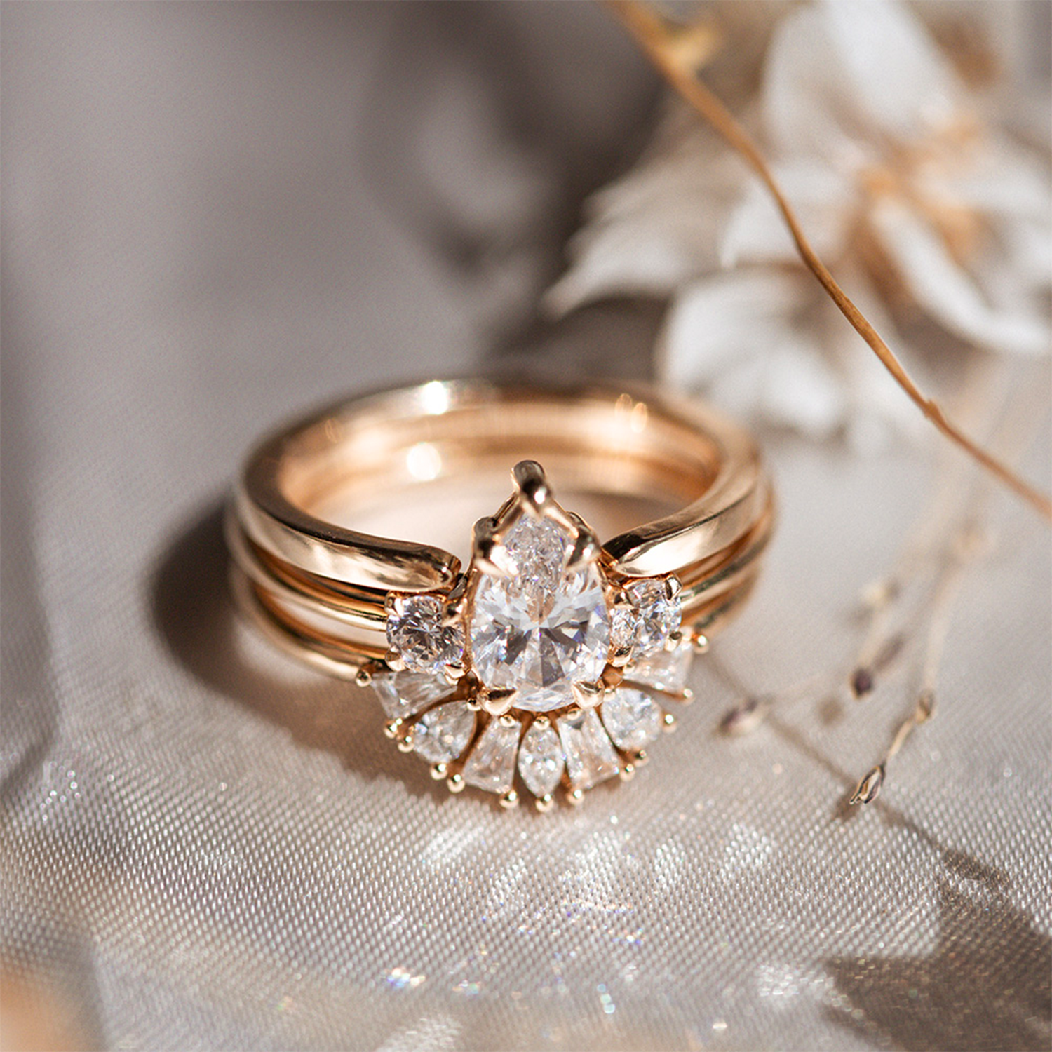 Sunflower Ring (Earth Mined) - Main Image